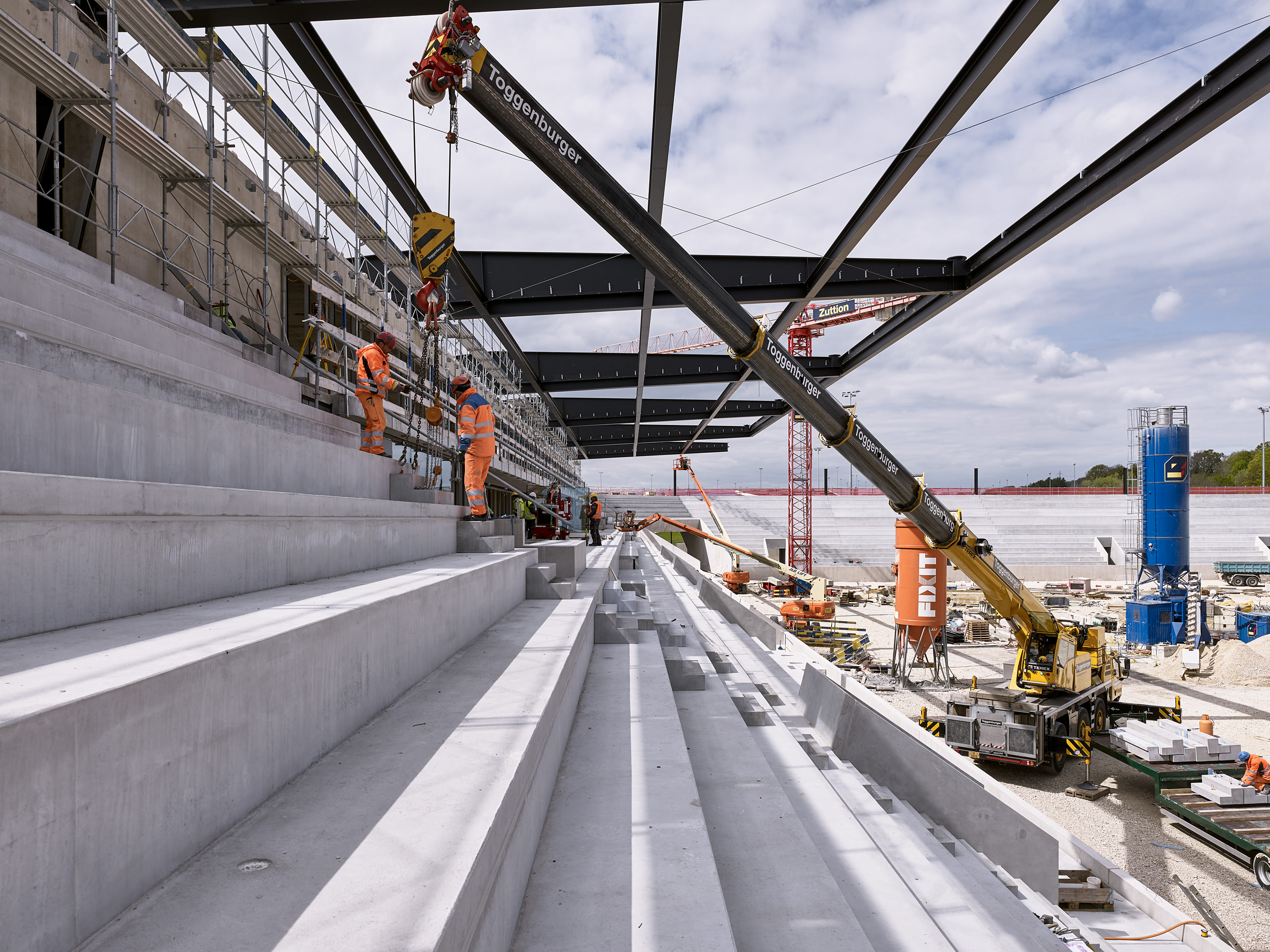 Stade de la Tuilière, Lausanne